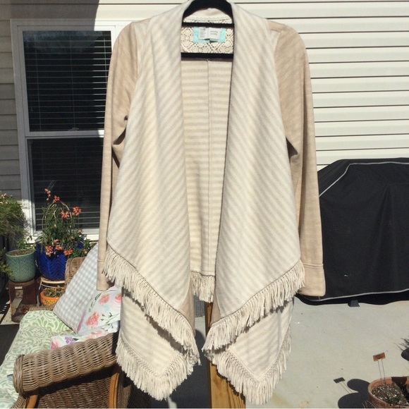 Anthropologie Sweaters - Saturday Sunday sz Medium shawl open cardigan Anthropologie tan fringe festival